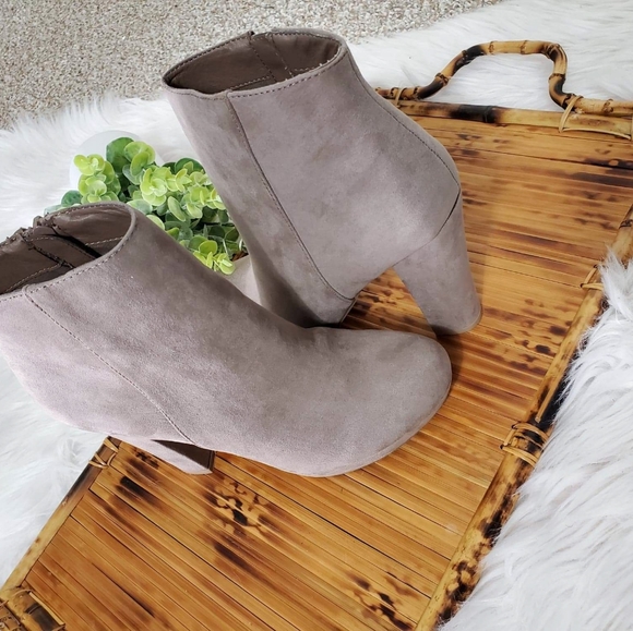 Report - Picture 2 of 10